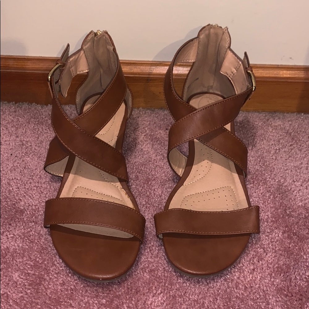 Tan/Brown sandals
